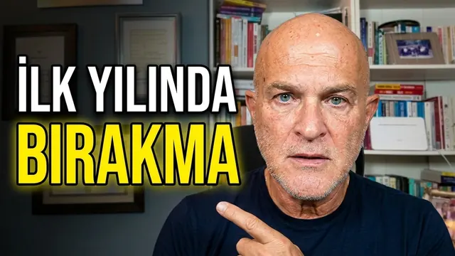 Emlak danışmanlarının yaptığı en büyük hata: ilk yılda neden işi bırakıyorlar? videosunun kapağı
